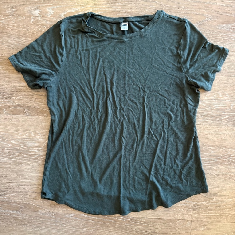 Old Navy Women’s Okove Green Women's T-Shirt Size L